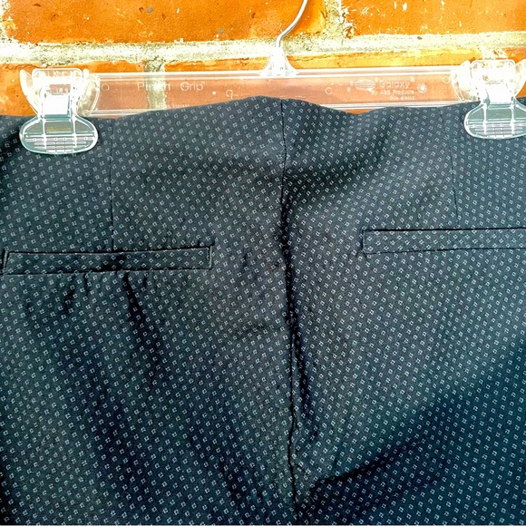 Pants Size 10 - Picture 3 of 5